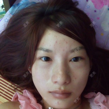 Shirley佳佳