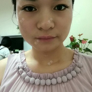 淺眸丶流年