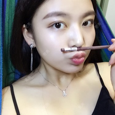 彼岸花娇儿