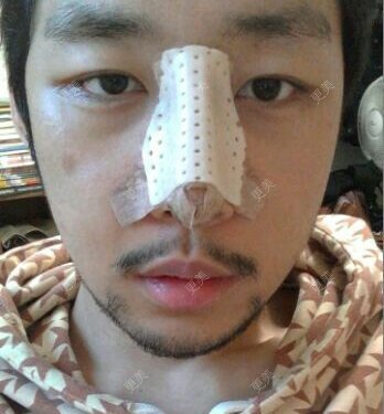 你是谁的谁哦哦