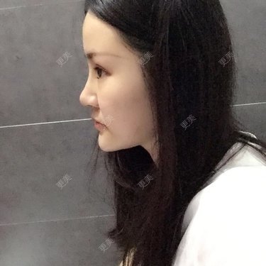 神一样的雯雯