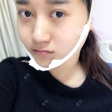大长腿欧尼