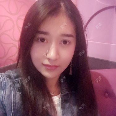 大长腿欧尼