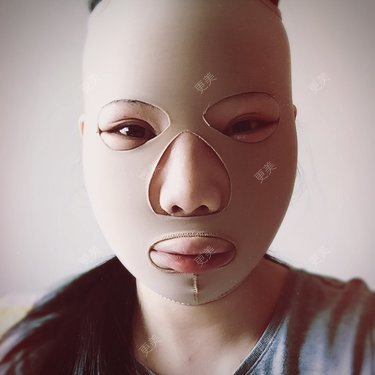 陆小鸭o