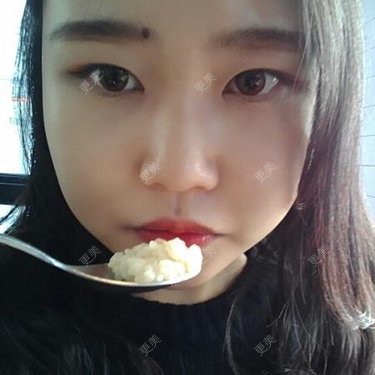 丽丽安