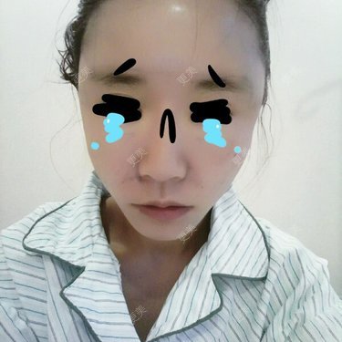 一朵白百合