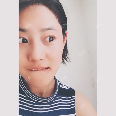 隔壁有个小孩