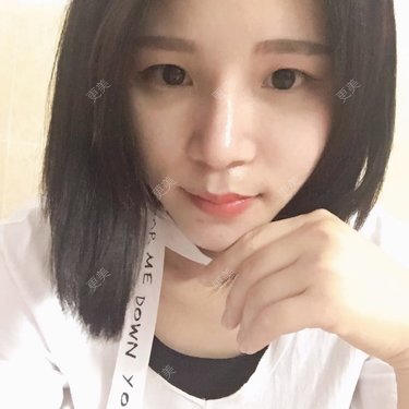 本是完美的妞😄