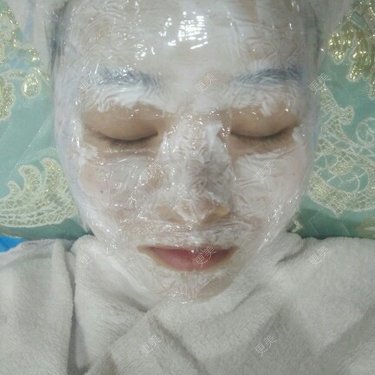 艳艳小芒果