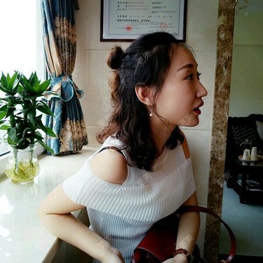 洪梁健 医生