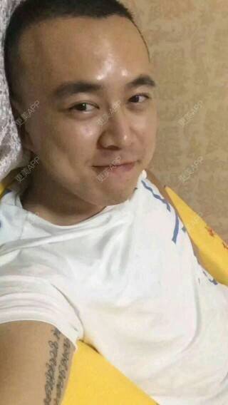 更美 - 王涛 医生的经验 | 耳发种植 | 成都