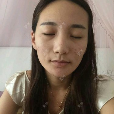 乖巧柠檬
