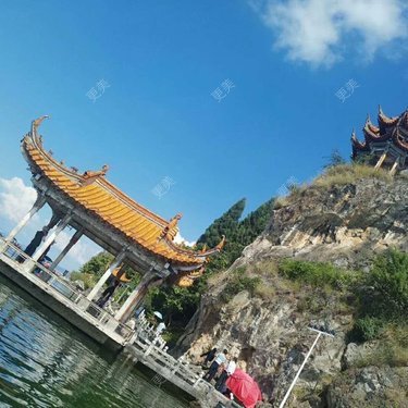 秦菲