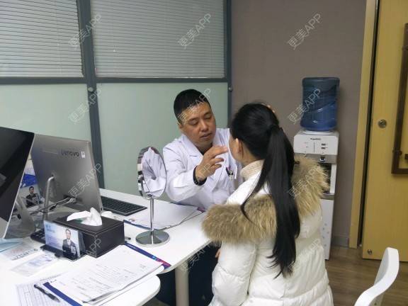 更美 - 谁说风轻云静的激光淡化红血丝经验 | 激光淡化红血丝 | 成都