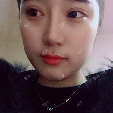 邸红亮 医生