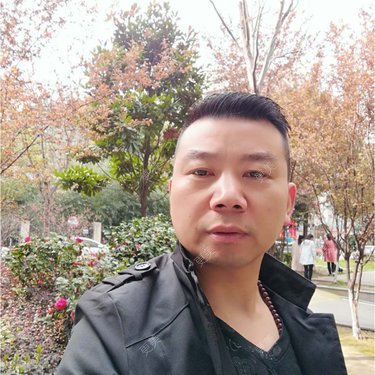 竣毅然