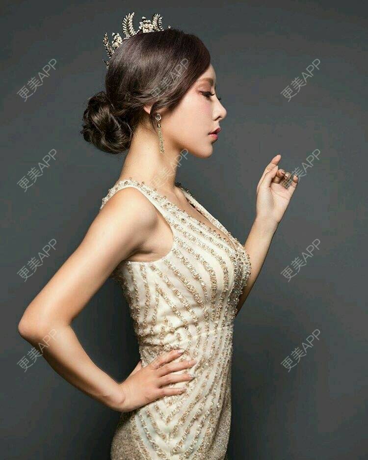 小姐姐呐的假体隆胸日记