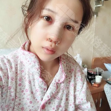 更美用户HmkyKrDi85