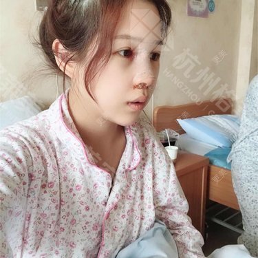 更美用户HmkyKrDi85