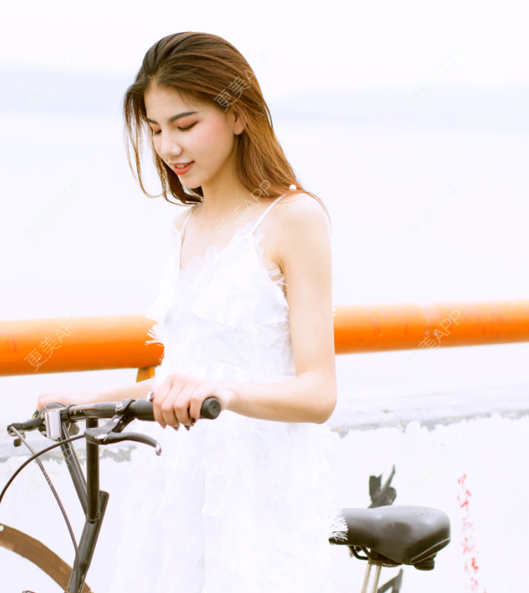 更美用户zUq93Y3tVI的激光祛黑眼圈