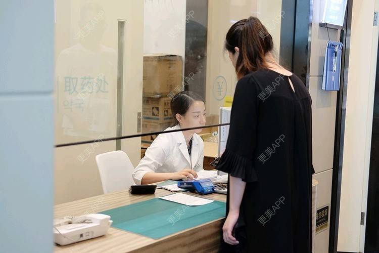 更美 - 悦悦是个小仙女的假体隆胸经验 | 假体隆胸 | 嘉兴