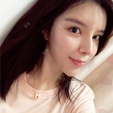 罗莉 医生