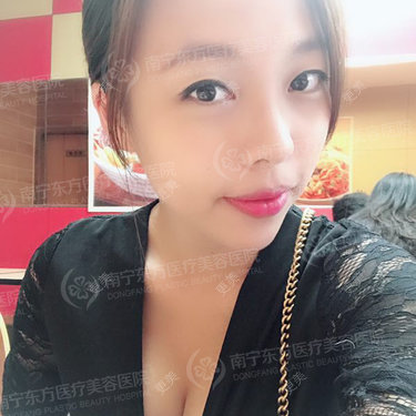 邓晧畇 医生
