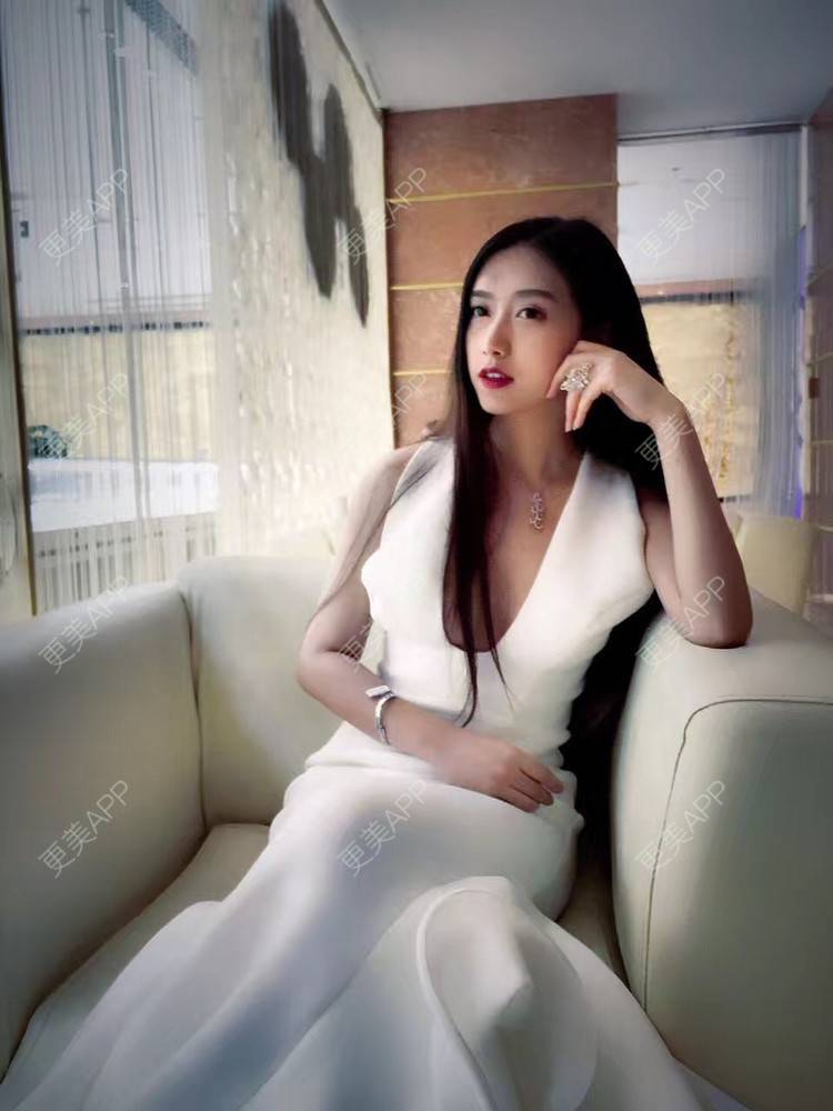 更美 - 更美用户ZXEbAlpKTV的双下巴溶脂经验 | 双下巴溶脂