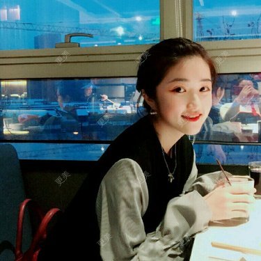 乐观可爱小仙女