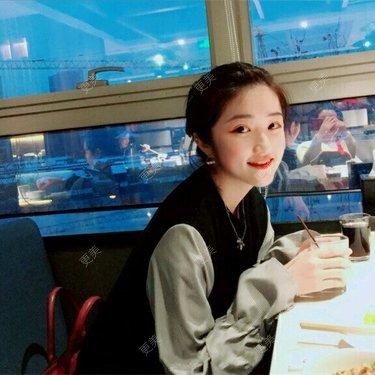 乐观可爱小仙女