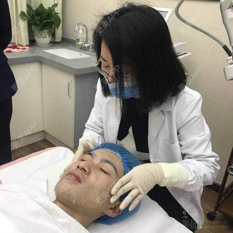 更美 - 更美用户1vAhZRoKts的果酸焕肤经验 | 重庆 | 果酸焕肤