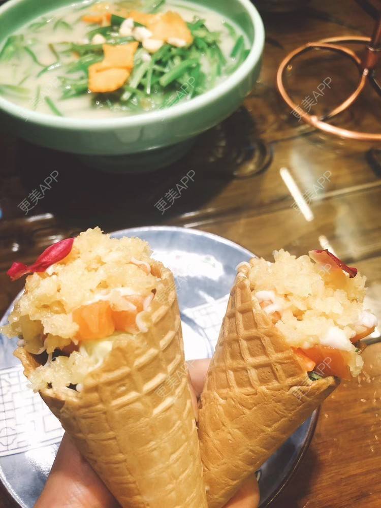 更美 - 冬天里的巧乐兹的内切去眼袋经验 | 上海 | 内切去眼袋 | 视频日记