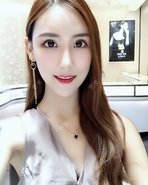 眉眼情深似