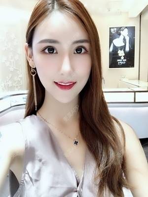 更美 - 眉眼情深似的玻尿酸法令纹经验 | 玻尿酸法令纹 | 玻尿酸眉间纹 | 玻尿酸面部细纹 | 贵阳