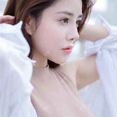 鼻小柱延长