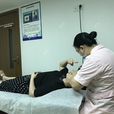 更美用户lUU9ScnoEy