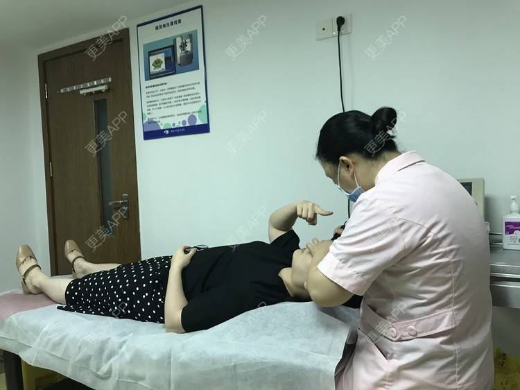 更美 - 更美用户lUU9ScnoEy的准分子激光切削术经验 | 全飞秒激光术 | 半飞秒激光术 | ICL晶体植入 | 准分子激光切削术 | 深圳