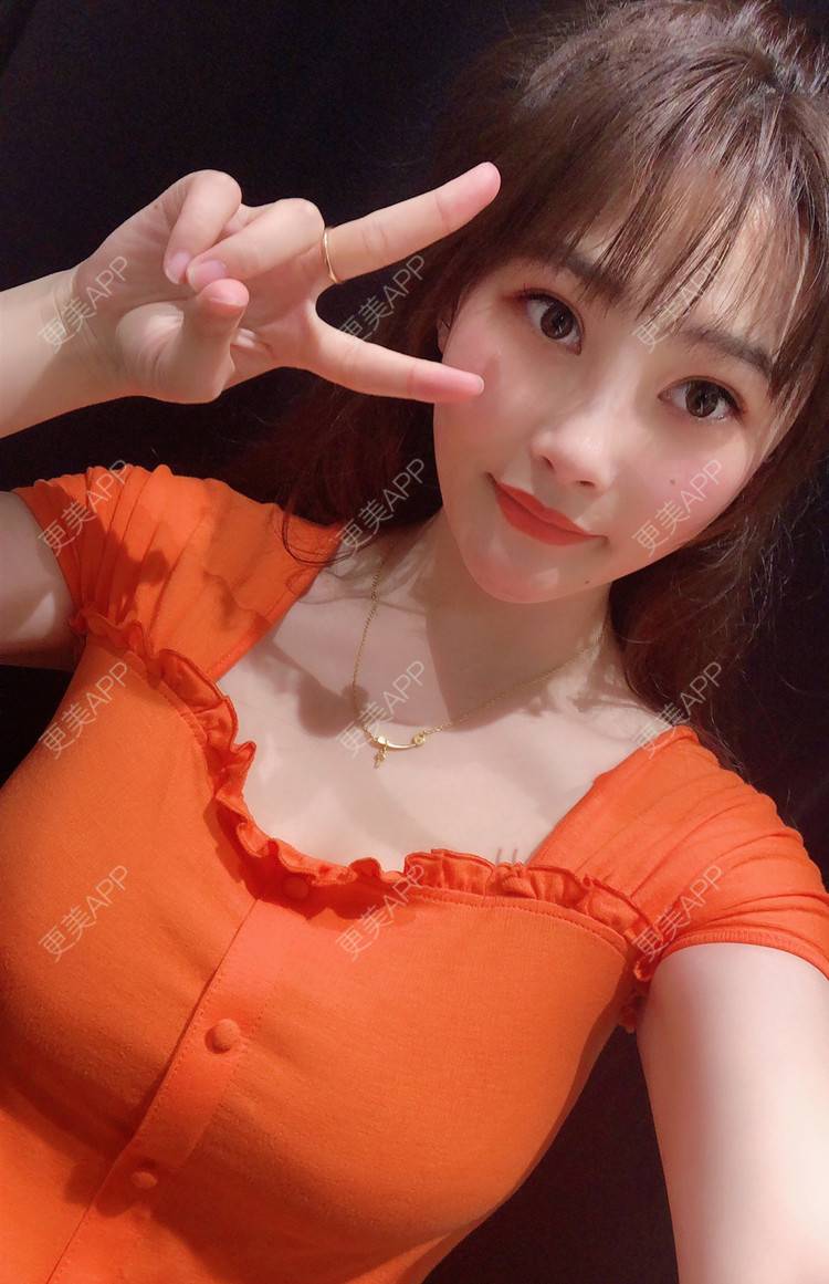 可爱可欣的假体隆胸日记