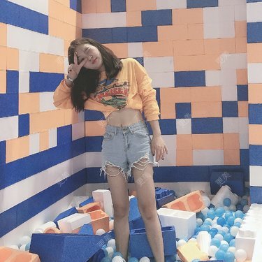 更美用户GhvUl2dMxG
