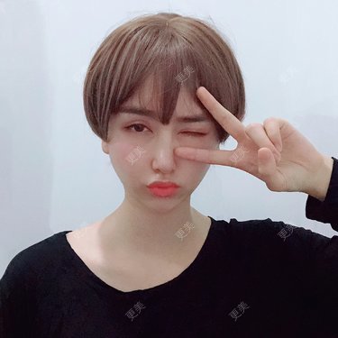 是丽丽人儿呀