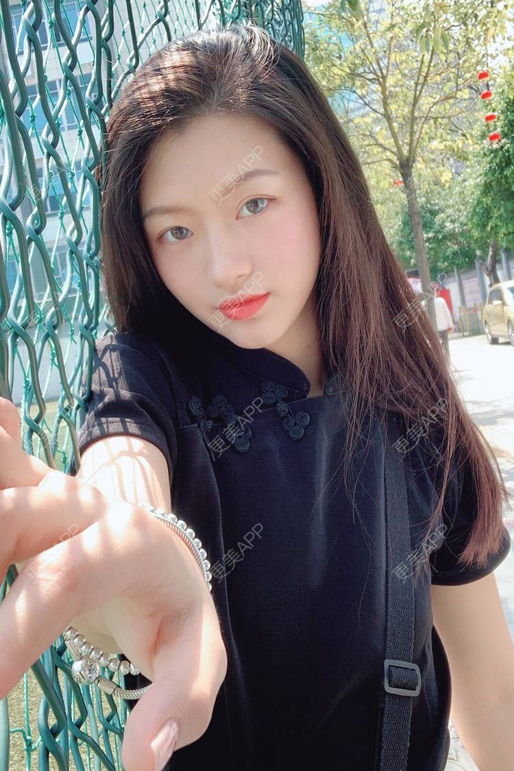 更美 - 西西小妹子的经验 | 红蓝光清痘 | 广州 | 祛疤痕痘印 | 视频日记