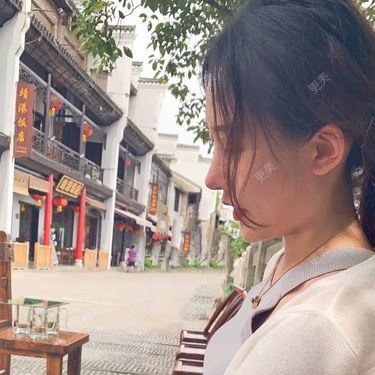 更美用户RCbg4vVBWC