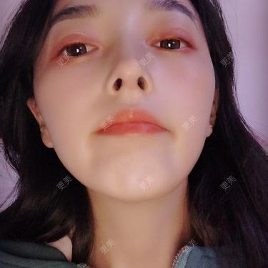 还很喜欢你哟