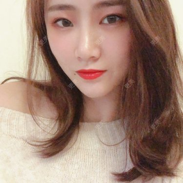 更美用户IghjRWworf