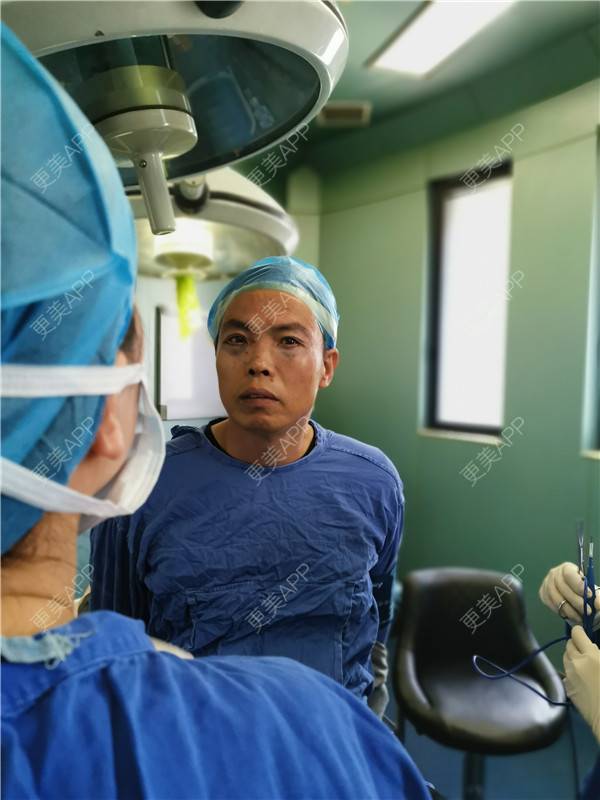 更美 - 更美用户IG0lQLfUjW的外切去眼袋经验 | 杭州 | 外切去眼袋