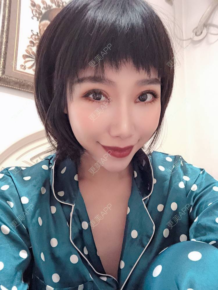 更美 - 🍬肉肉肉肉丝的下巴经验 | 下巴 | 硅胶垫下巴 | 哈尔滨