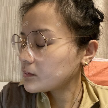 一白遮三丑丑丑