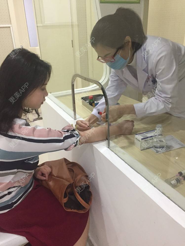 更美 - 更美用户cig0hiG4vJ的自体脂肪隆胸经验 | 自体脂肪隆胸 | 长沙