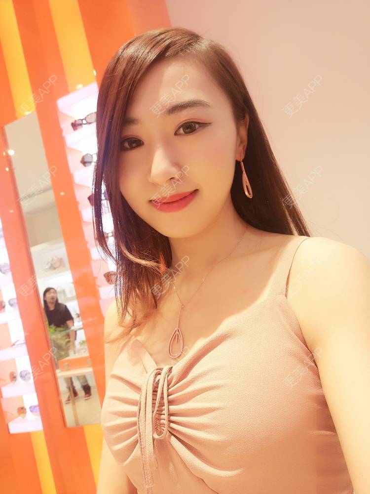 泡泡糖糖果的丰胸隆胸日记