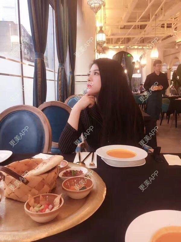 更美 - 嘿嘿 你猜猜我是谁的玻尿酸下巴经验 | 硅胶垫下巴 | 膨体垫下巴 | 宽下巴矫正 | 玻尿酸下巴 | 缩下巴 | 成都